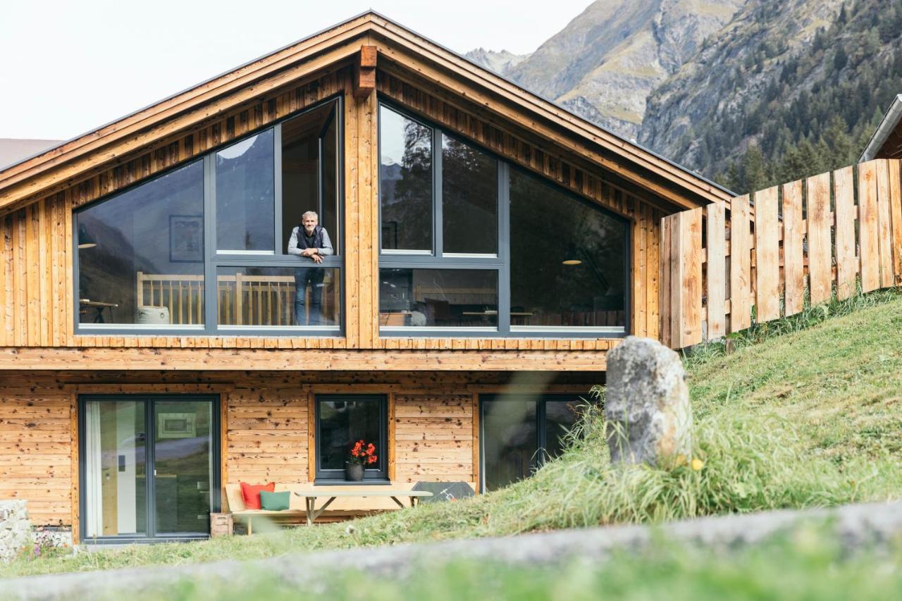 Ferienhaus Alpen Lodge und die Gams Neurur Exterior foto