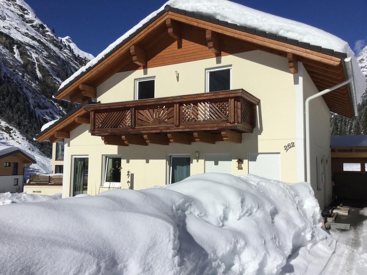 Ferienhaus Alpen Lodge und die Gams Neurur Exterior foto